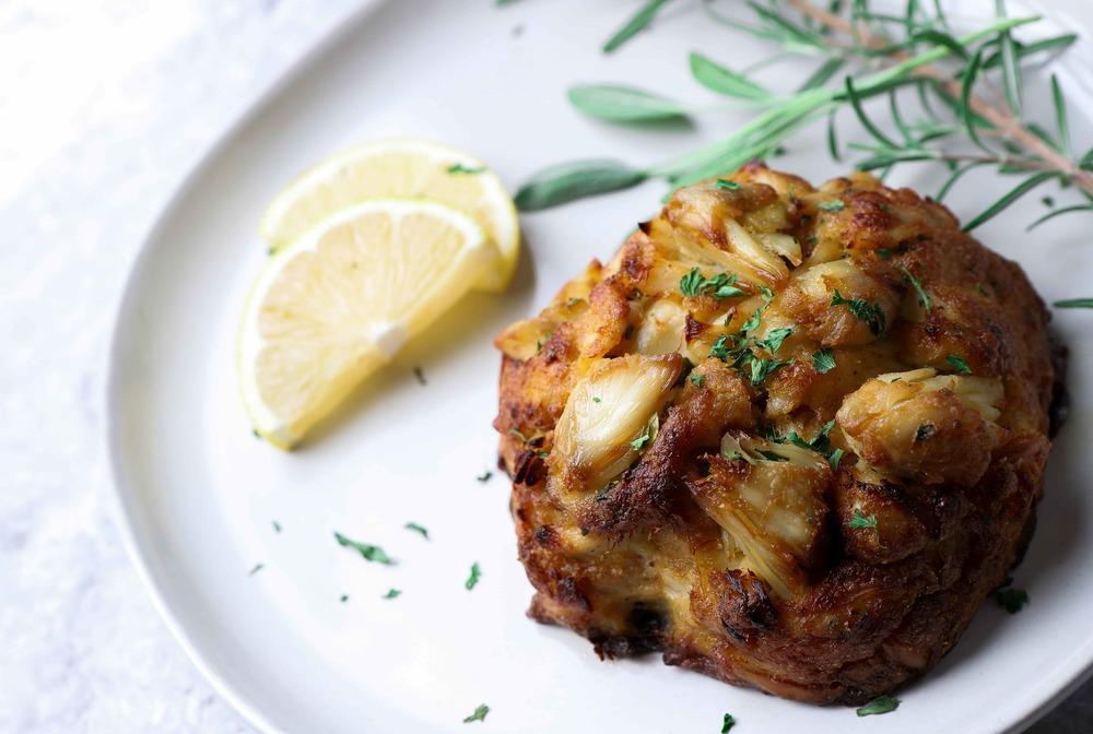 FRESH Jumbo Lump Maryland Crab Cakes - Jimmys Famous Seafood