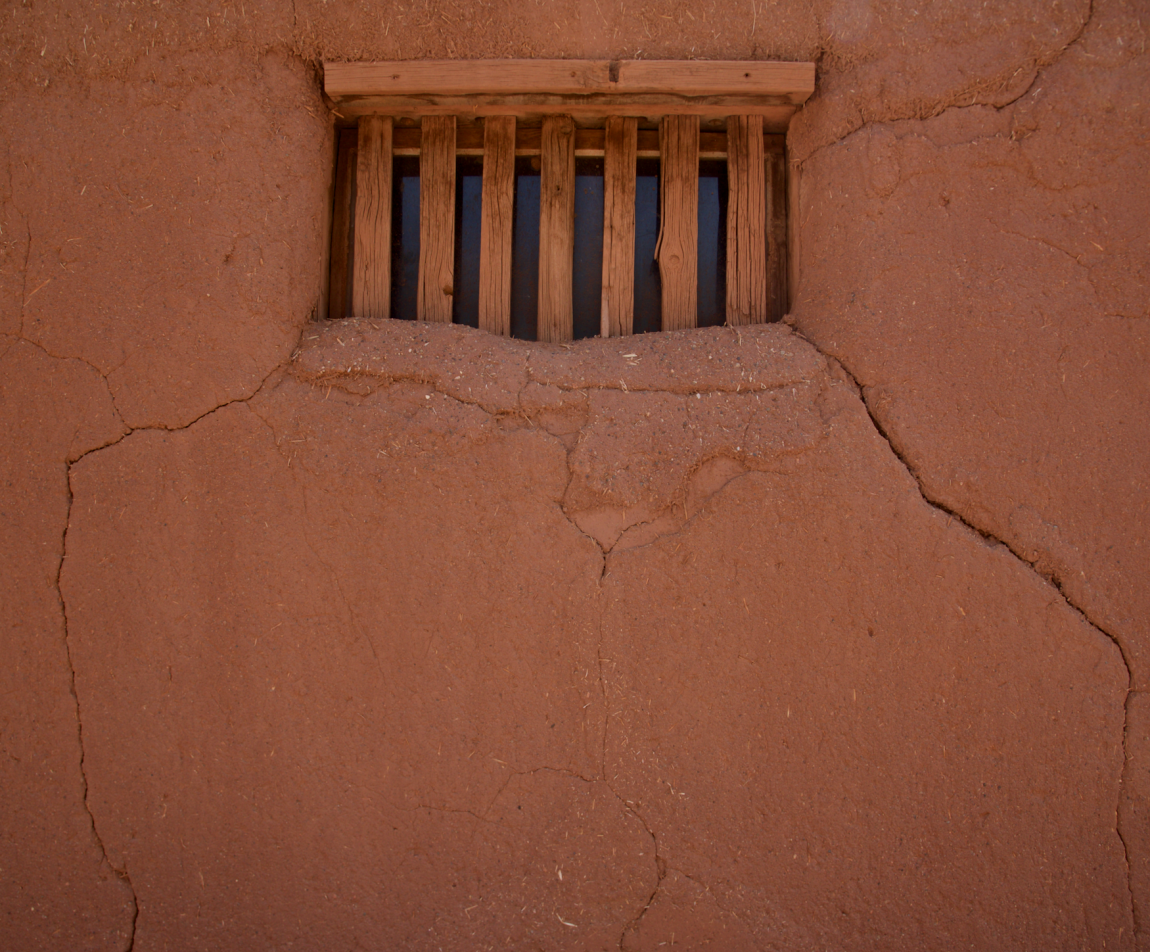 mud-house_new-mexico-dwelling