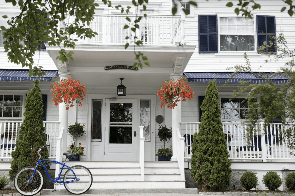 The-Kennebunkport-Inn_Dock-Square_Kennebunkport