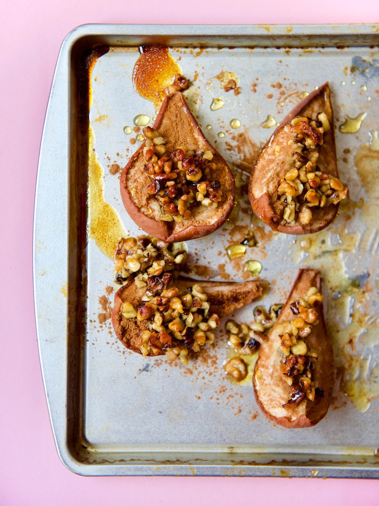 baked pears with honey and walnuts