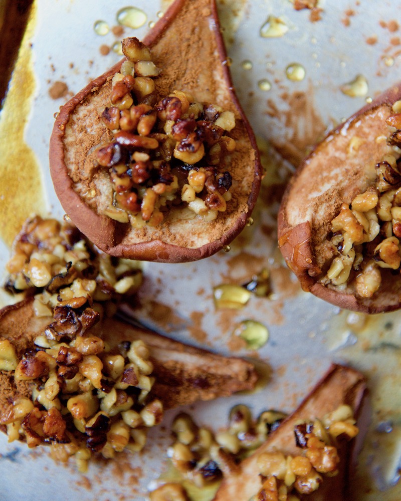 baked pears with honey and walnuts