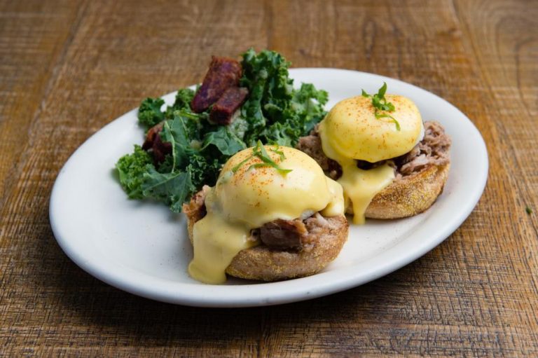 the-8-best-breakfast-spots-in-honolulu-hawaii-grace-lightness-magazine