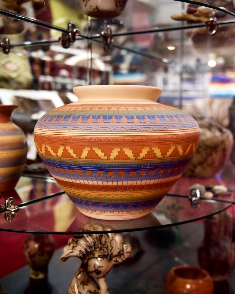 beautiful-pottery-santa-fe