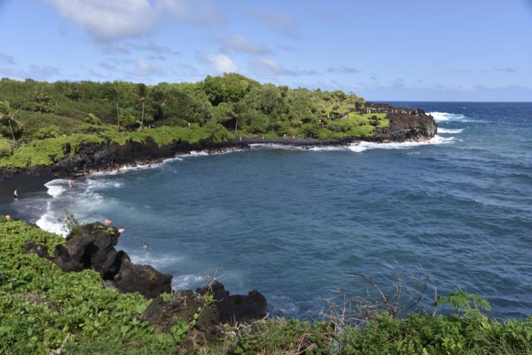 Driving The Road to Hana: 15 Can't-Miss Experiences + FAQ - Grace ...