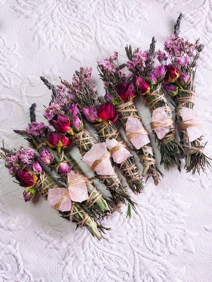 5 Gorgeous Floral Smudge Sticks Ideal for Gifting Good Vibes - Grace &  Lightness Magazine