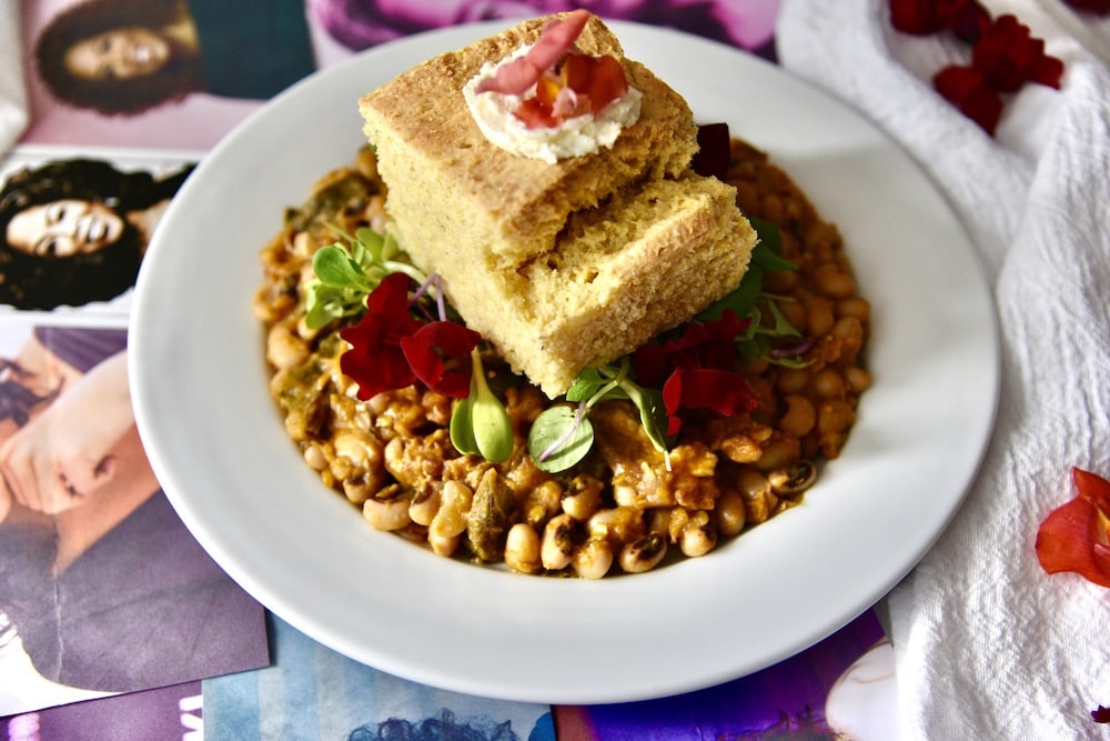 black-eyed-peas-and-cornbread