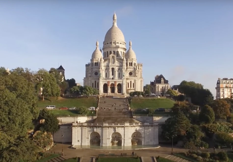 See the Paris of 'Emily in Paris' • Paris je t'aime - Tourist office